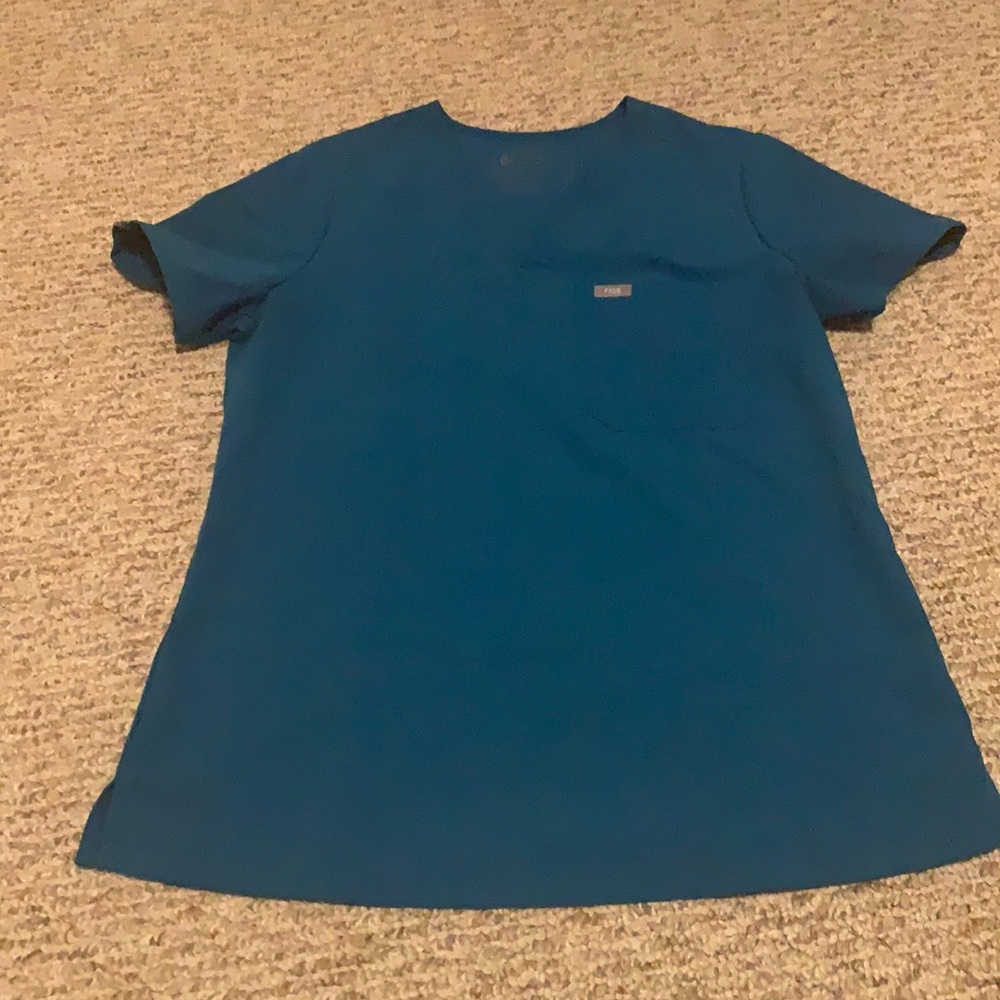 Figs Catarina scrub top